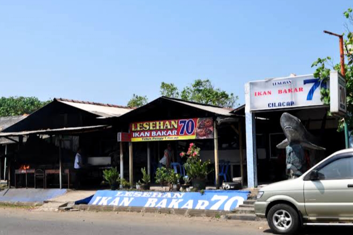 Sate Kambing Legendaris yang Bikin Malam di Cilacap Berkesan